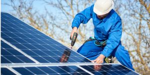 Installation Maintenance Panneaux Solaires Photovoltaïques à Montreal